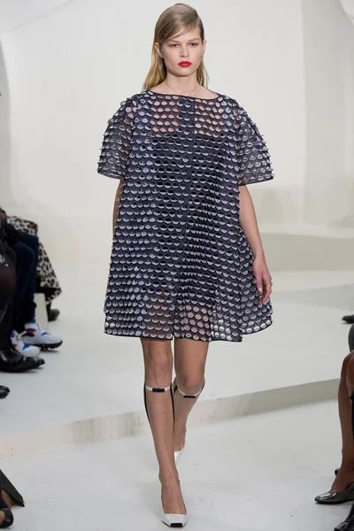 Look 5